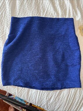 BCBGeneration Royal Blue Textured Stretch Mini Skirt